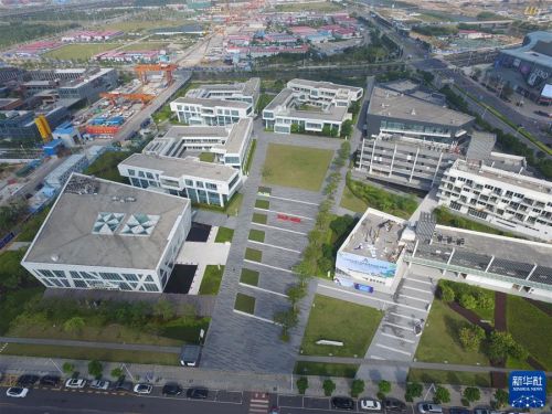 （新華全媒頭條·圖文互動）（5）風(fēng)好再揚(yáng)帆——以習(xí)近平同志為核心的黨中央關(guān)心前海深港現(xiàn)代服務(wù)業(yè)合作區(qū)建設(shè)紀(jì)實